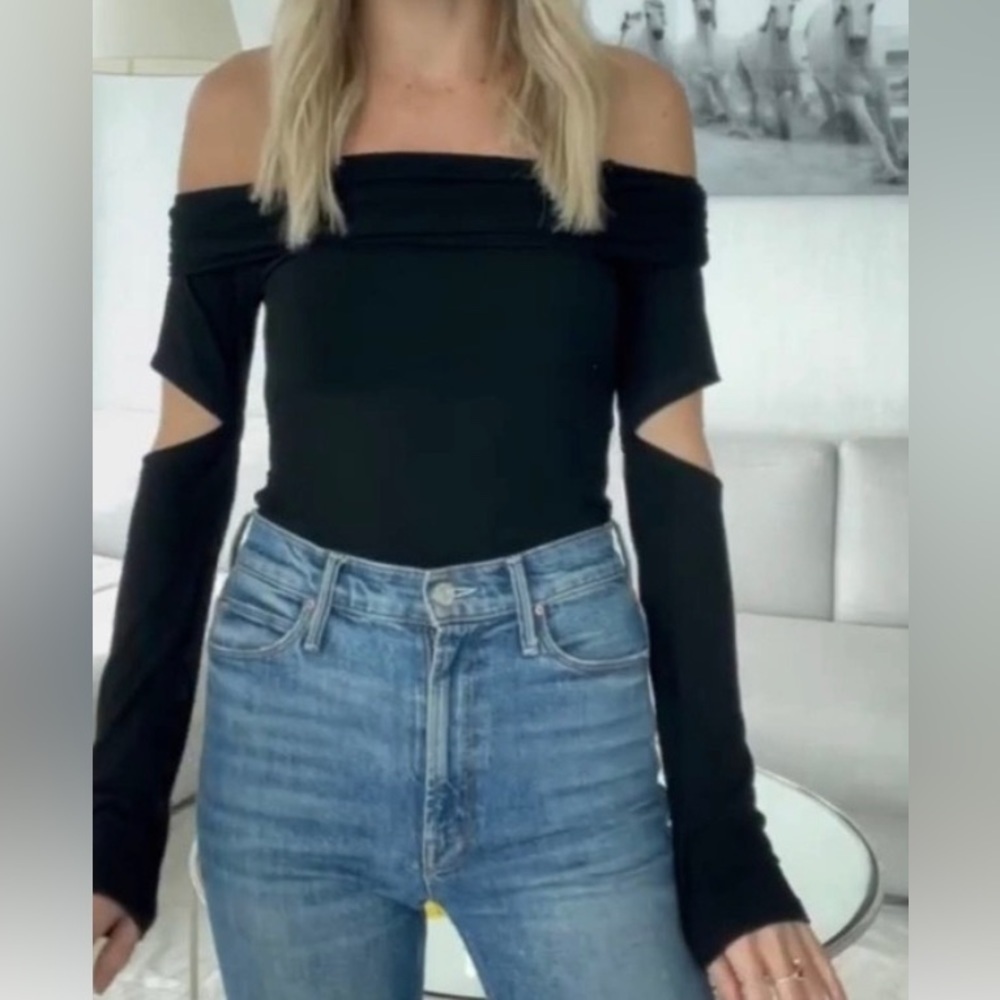 Six/fifty Off the Shoulder Top